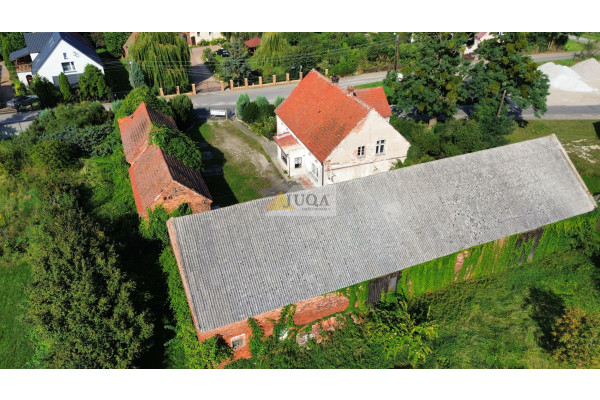 średzki, Miękinia, Głoska, Dom + budynki gospodarcze Głoska, gmina Miękinia, działka 6760 m2